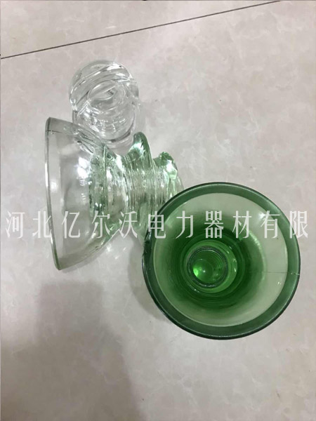 產(chǎn)品名稱：玻璃針式絕緣子16
